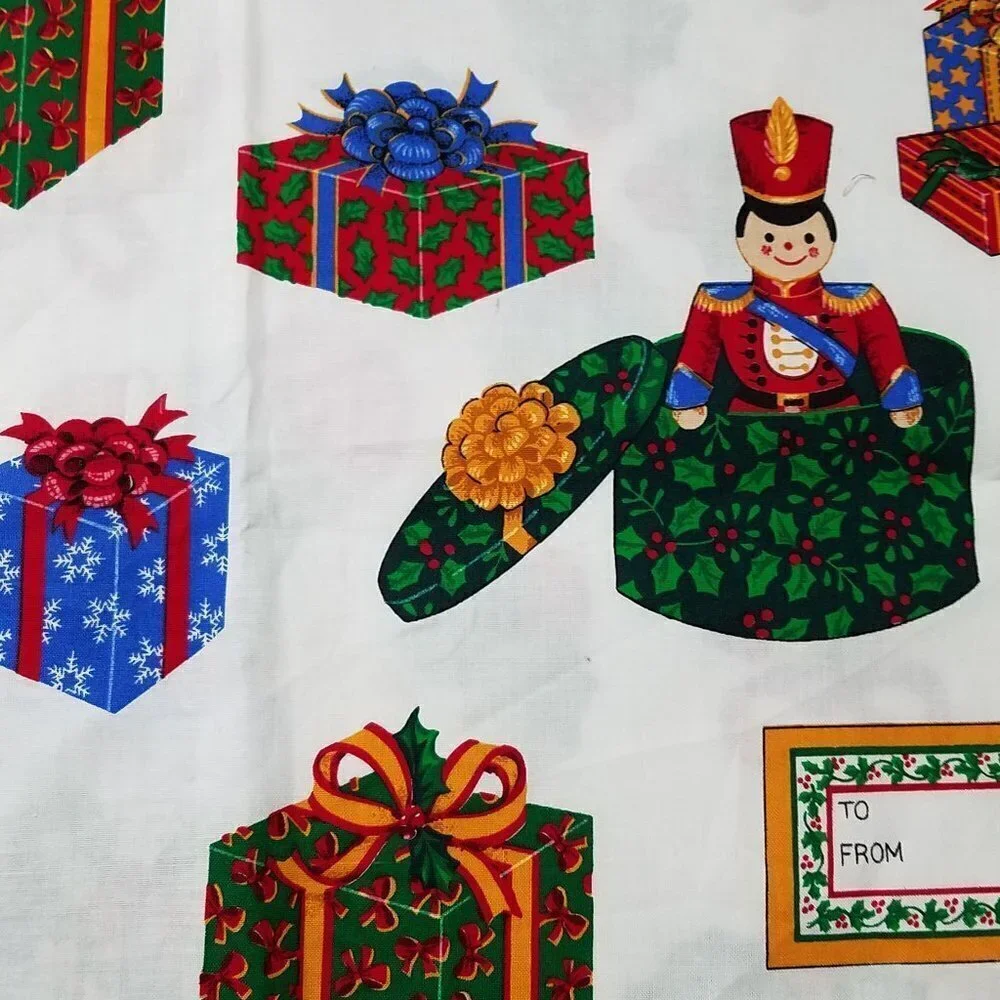 Cranston Print Works Co. Fabric Holiday Gifts Appliques 1 Yard 45
